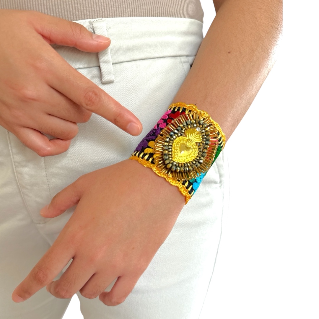 Pulsera ancha bordada amarilla multicolor - Imagen 3